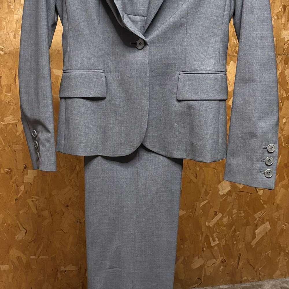 Vintage Theory Women’s Suit